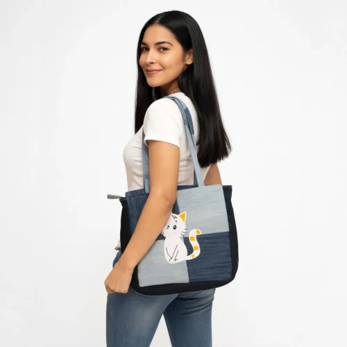 geanta-denim-pisicuta Geantă din denim cu aplicație pisicuță